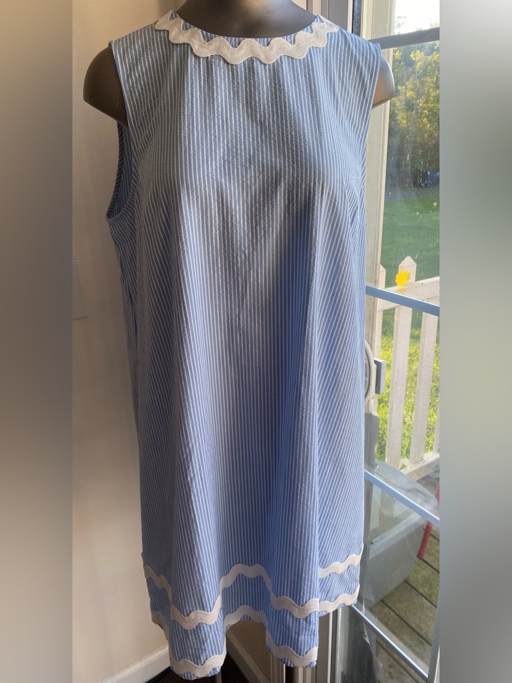 Lightweight Sheath dress